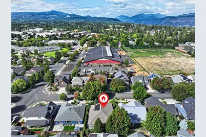 1663 5th St, Hood River, OR 97031 - Photo 45
