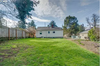 3556 NE 112th Ave, Portland, OR 97220 - Photo 29