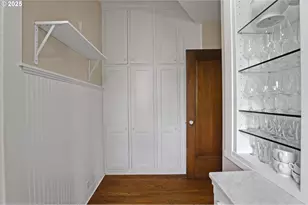 2141 NW Davis St, Portland, OR 97210 - Photo 17