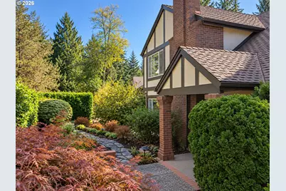 2636 SW 64th Pl, Portland, OR 97225 - Photo 5