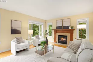 2636 SW 64th Pl, Portland, OR 97225 - Photo 9
