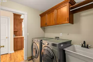 2636 SW 64th Pl, Portland, OR 97225 - Photo 31