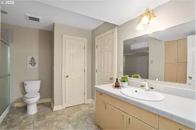 2636 SW 64th Pl, Portland, OR 97225 - Photo 41