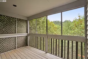 2636 SW 64th Pl, Portland, OR 97225 - Photo 33