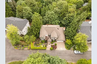 2636 SW 64th Pl, Portland, OR 97225 - Photo 23