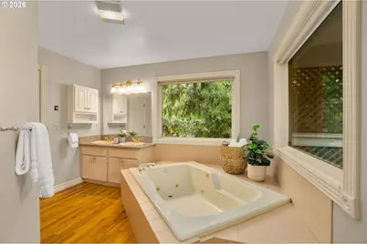 2636 SW 64th Pl, Portland, OR 97225 - Photo 15