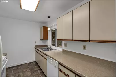 17905 NW Arcadia St, Portland, OR 97229 - Photo 11