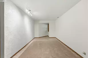 2595 Brussells St, North Bend, OR 97459 - Photo 25