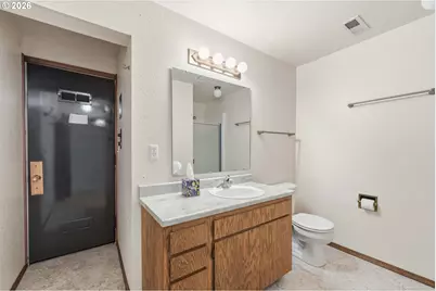 2595 Brussells St, North Bend, OR 97459 - Photo 27