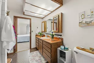 2595 Brussells St, North Bend, OR 97459 - Photo 15