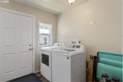 8935 State Highway 38, Drain, OR 97435 - Photo 35