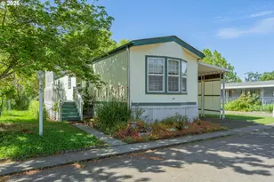 95 Athena Ln, Roseburg, OR 97470 - Photo 3
