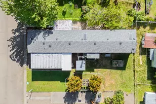 95 Athena Ln, Roseburg, OR 97470 - Photo 33