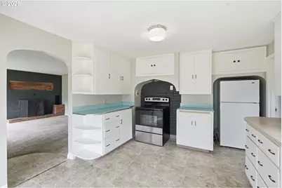 870 Hickory St NE, Salem, OR 97301 - Photo 11