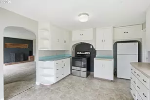 870 Hickory St NE, Salem, OR 97301 - Photo 11