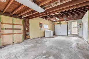 870 Hickory St NE, Salem, OR 97301 - Photo 21