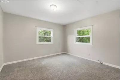 870 Hickory St NE, Salem, OR 97301 - Photo 15