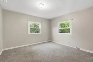 870 Hickory St NE, Salem, OR 97301 - Photo 15