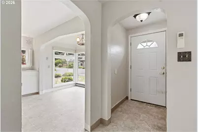 870 Hickory St NE, Salem, OR 97301 - Photo 5