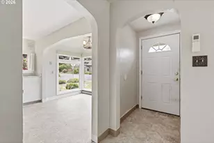 870 Hickory St NE, Salem, OR 97301 - Photo 5