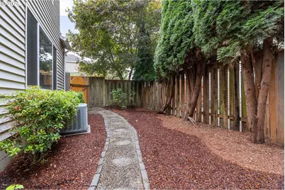 2987 NE Lange Ct, Hillsboro, OR 97124 - Photo 33