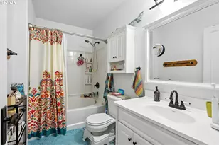 1014 E 7th St, The Dalles, OR 97058 - Photo 19