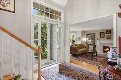 14590 SW Peachtree Dr, Portland, OR 97224 - Photo 5