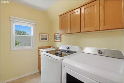 14590 SW Peachtree Dr, Portland, OR 97224 - Photo 31