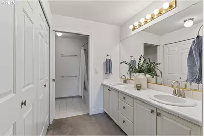 520 SE Columbia River Dr #326, Vancouver, WA 98661 - Photo 25