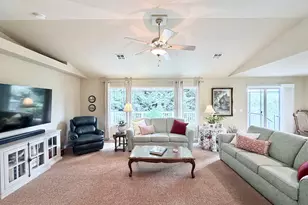 1695 NE Ruby Ct, Roseburg, OR 97470 - Photo 5