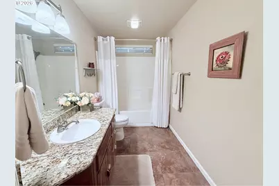 1695 NE Ruby Ct, Roseburg, OR 97470 - Photo 17