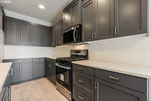 1564 NW Tracy St, McMinnville, OR 97128 - Photo 11