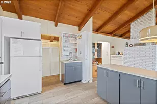 2871 NE East Devils Lake Rd, Otis, OR 97368 - Photo 11