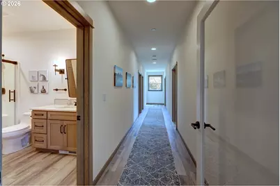 33032 Pacific Bellevue Ln, Warrenton, OR 97146 - Photo 21