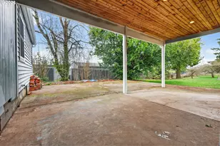 142 Holmes Ln, Oregon City, OR 97045 - Photo 39