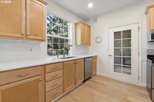 4195 Summerlinn Dr, West Linn, OR 97068 - Photo 11