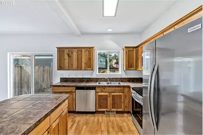 17934 SW Niks Dr, Beaverton, OR 97003 - Photo 9