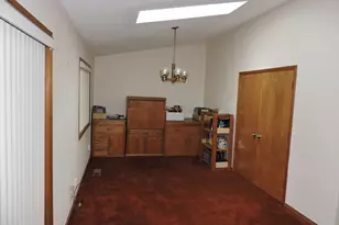 9780 SW Rodeo Pl, Beaverton, OR 97008 - Photo 7