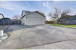 1709 NW 6th Ave, Battle Ground, WA 98604 - Photo 3