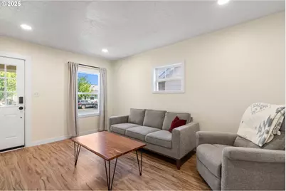 333 20th Ave, Longview, WA 98632 - Photo 7