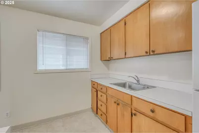 7537 N Heppner Ave, Portland, OR 97203 - Photo 19