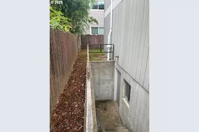 7537 N Heppner Ave, Portland, OR 97203 - Photo 31