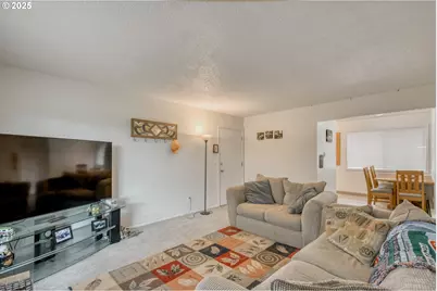 7537 N Heppner Ave, Portland, OR 97203 - Photo 23