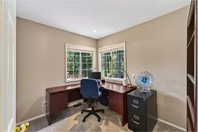 8670 SW Rogue Ln, Wilsonville, OR 97070 - Photo 35