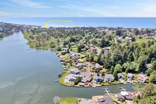 2036 NE Lagoon Ln, Lincoln City, OR 97367 - Photo 11