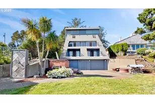 2036 NE Lagoon Ln, Lincoln City, OR 97367 - Photo 5