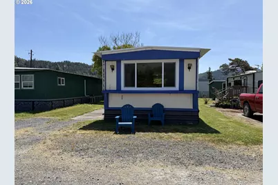 800 King St #22, Powers, OR 97466 - Photo 1