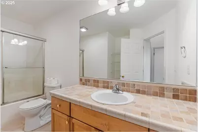 20111 Hoodview Ave, West Linn, OR 97068 - Photo 33