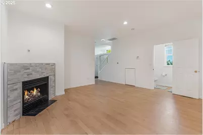 20111 Hoodview Ave, West Linn, OR 97068 - Photo 9