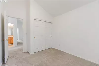 20111 Hoodview Ave, West Linn, OR 97068 - Photo 29